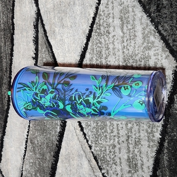 STARBUCKS 2022 LIMITED EDITION COLOR CHANGE BLUE BERRY CORSAGE GLITTER VENTI CUP - Picture 4 of 11